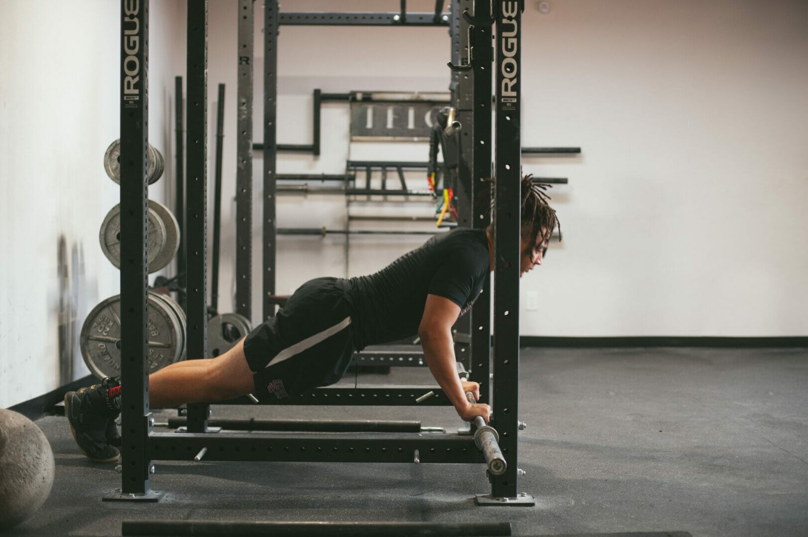 barbell push-up